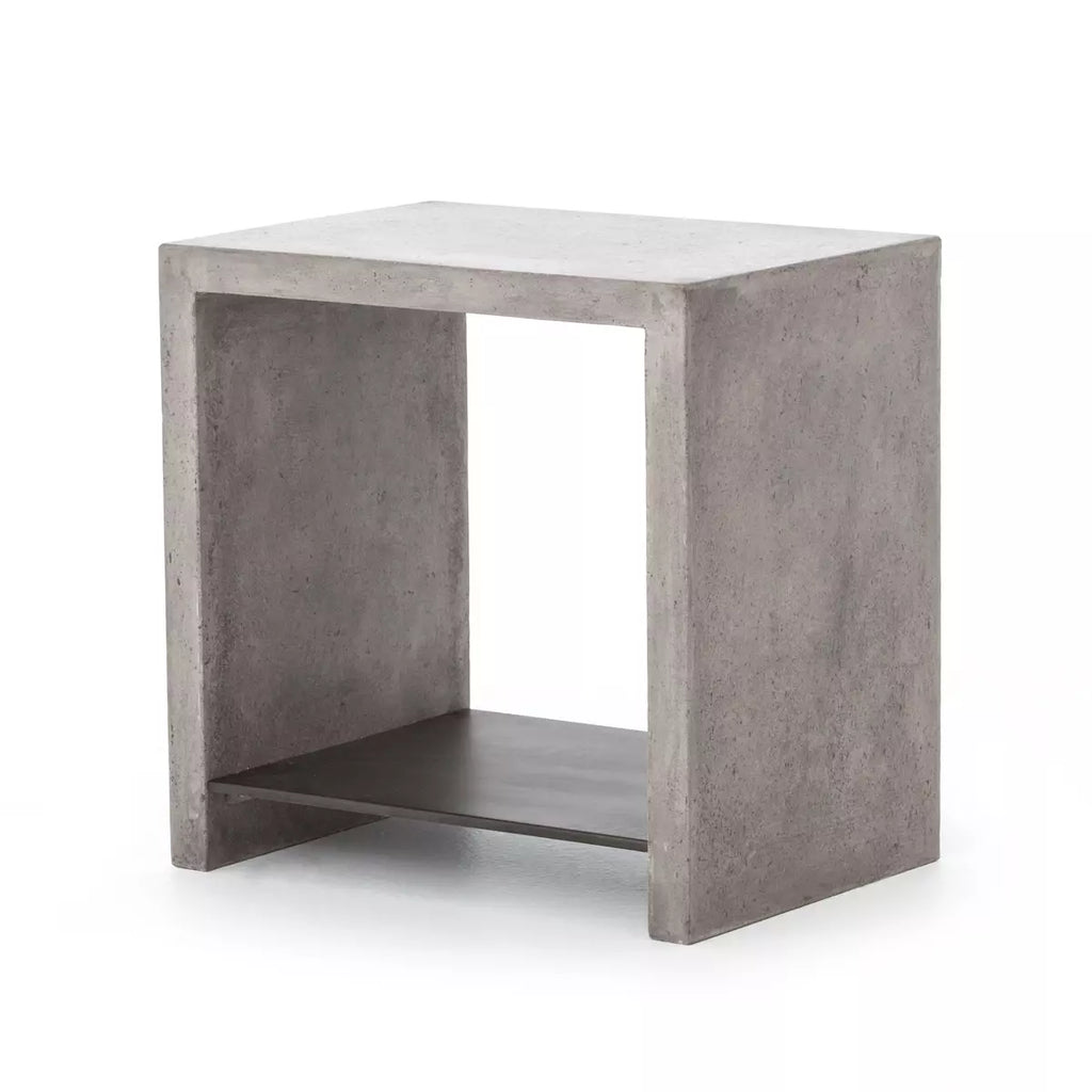 Ugo Nightstand